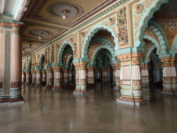 A l'intérieur du palais du Maharadja